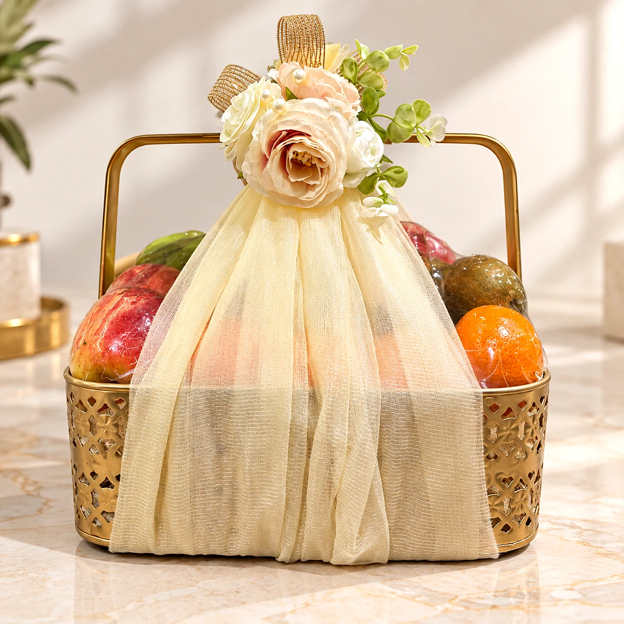 golden metal basket (S)