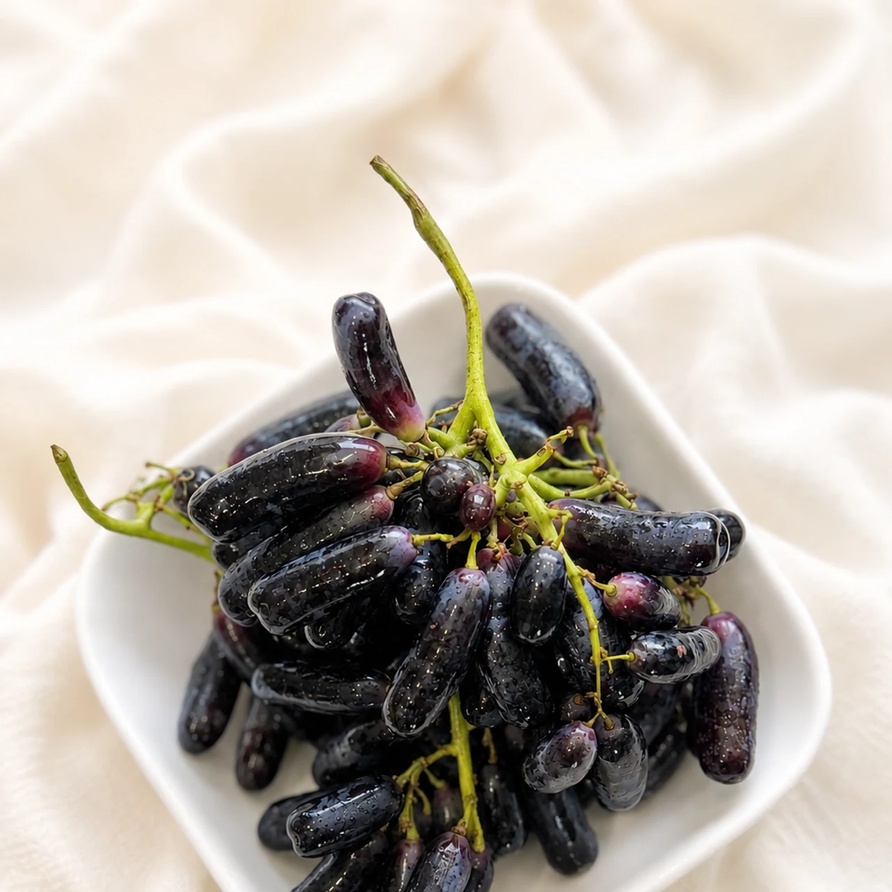 Black Finger Grapes